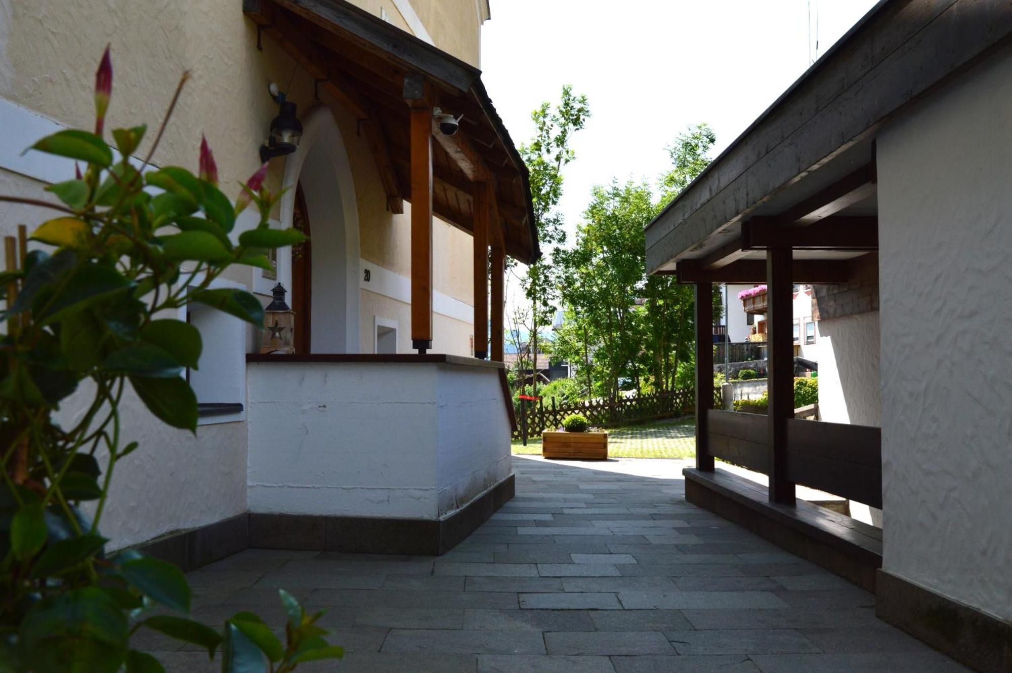 Residence Granvara Urtijëi Buitenkant foto