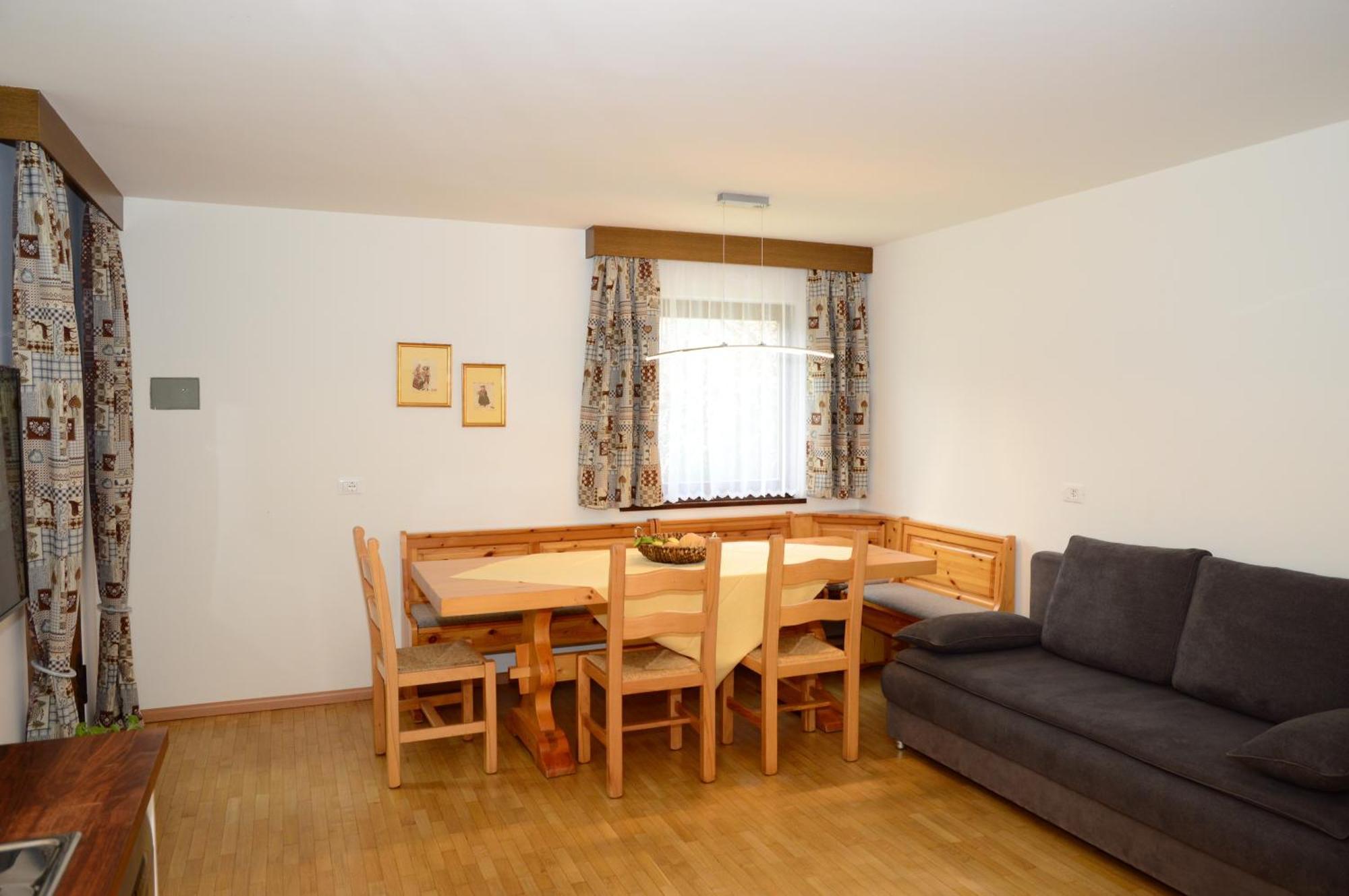 Residence Granvara Urtijëi Buitenkant foto